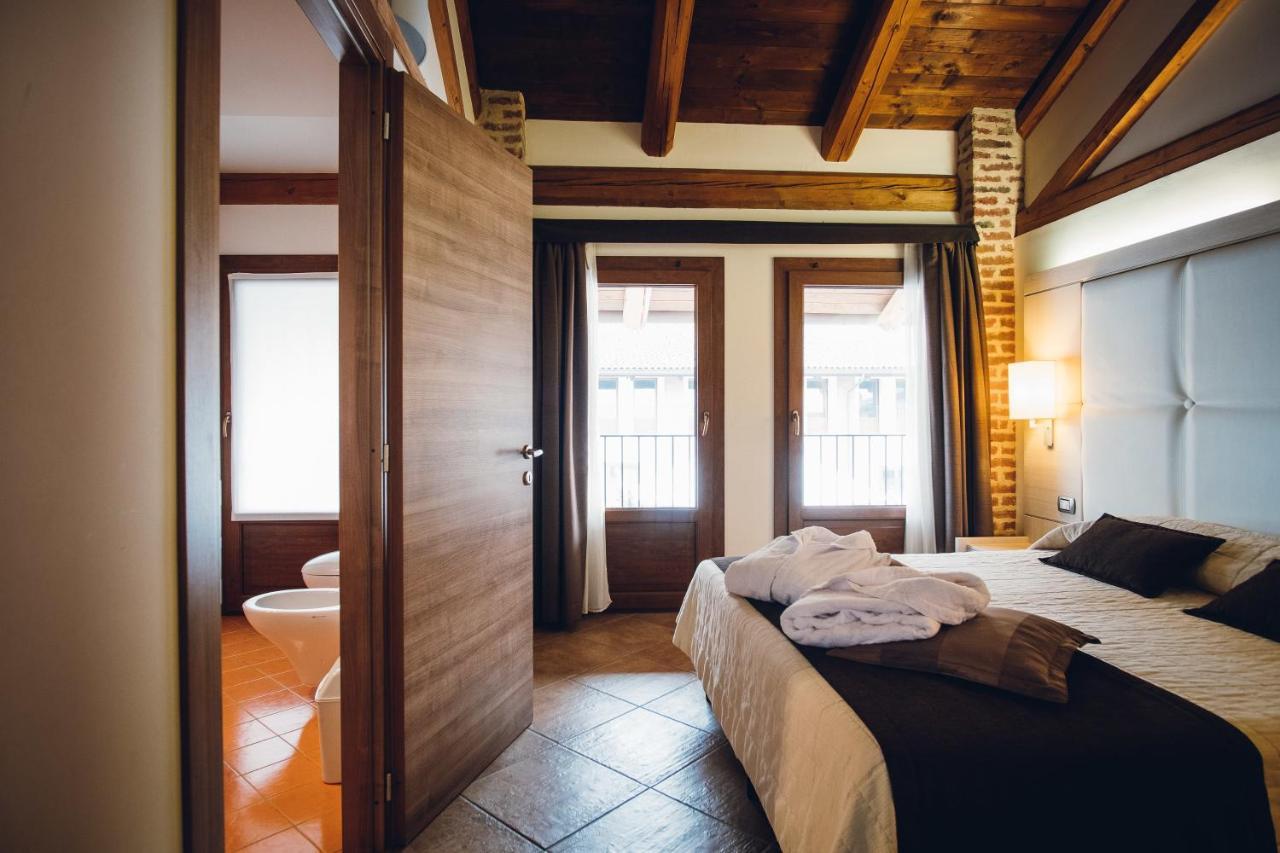 Hotel Ultimo Borgo Сеттимо-Торинезе Экстерьер фото